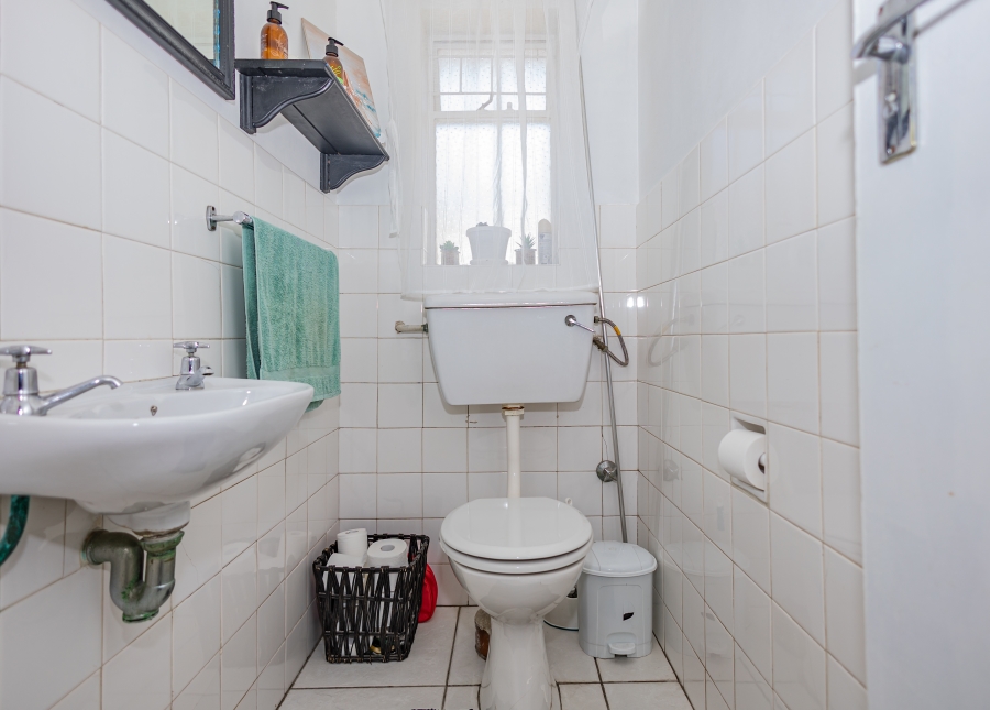 4 Bedroom Property for Sale in Kenridge Western Cape